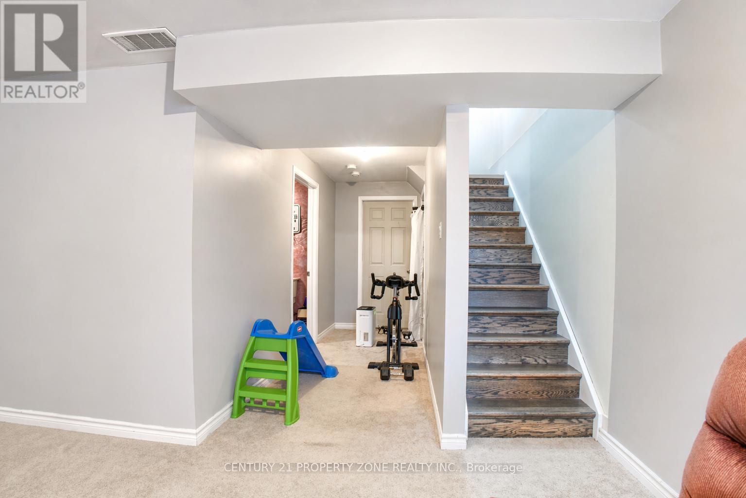 79w - 79 Westminster Crescent, Centre Wellington, Ontario  N1M 0C4 - Photo 19 - X13042022