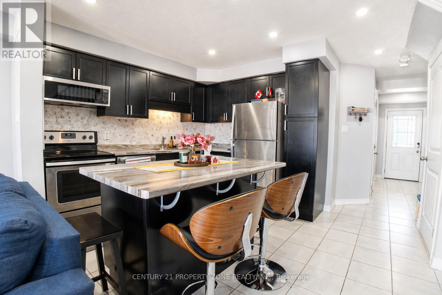 79w - 79 Westminster Crescent, Centre Wellington, Ontario  N1M 0C4 - Photo 4 - X13042022