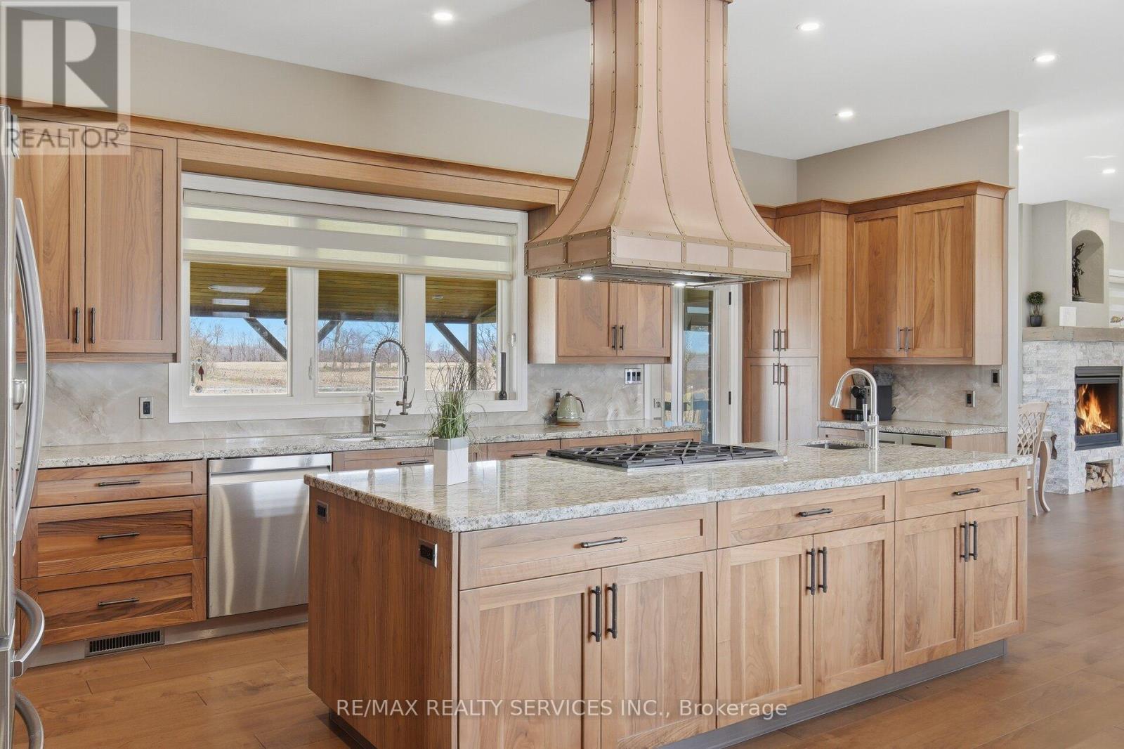 9522 Wellington Street, Erin, Ontario  N0B 2R0 - Photo 15 - X13042028