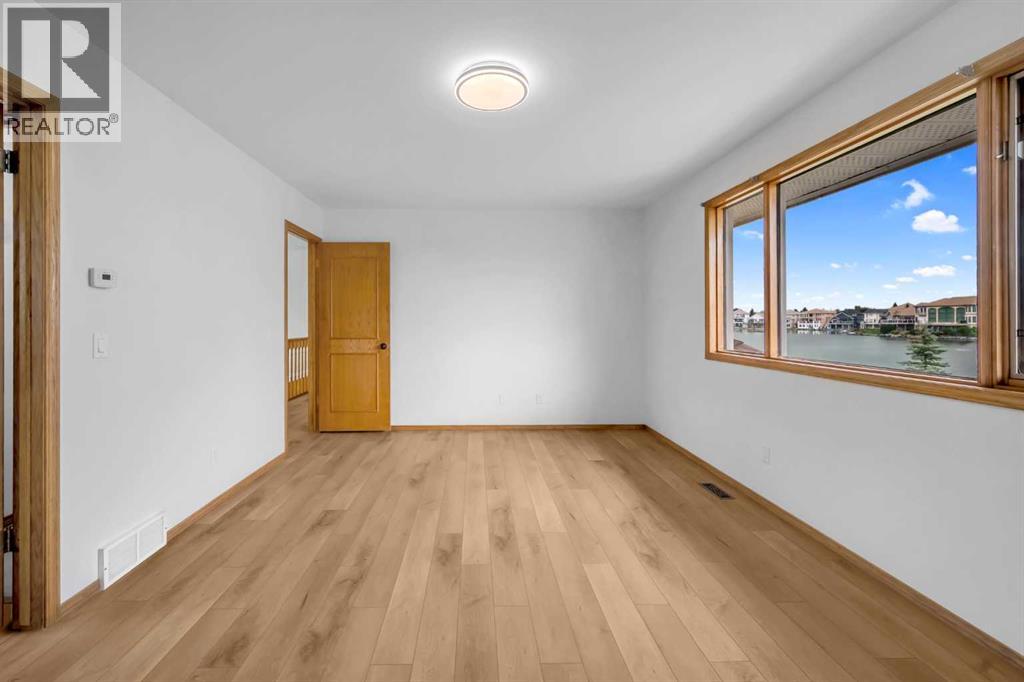 208 Coral Shores Bay Ne, Calgary, Alberta  T3J 3J6 - Photo 35 - A2304671