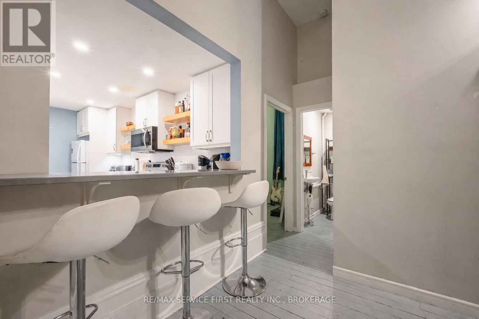 94 Sydenham Street, Kingston, Ontario  K7L 3H4 - Photo 5 - X12899658