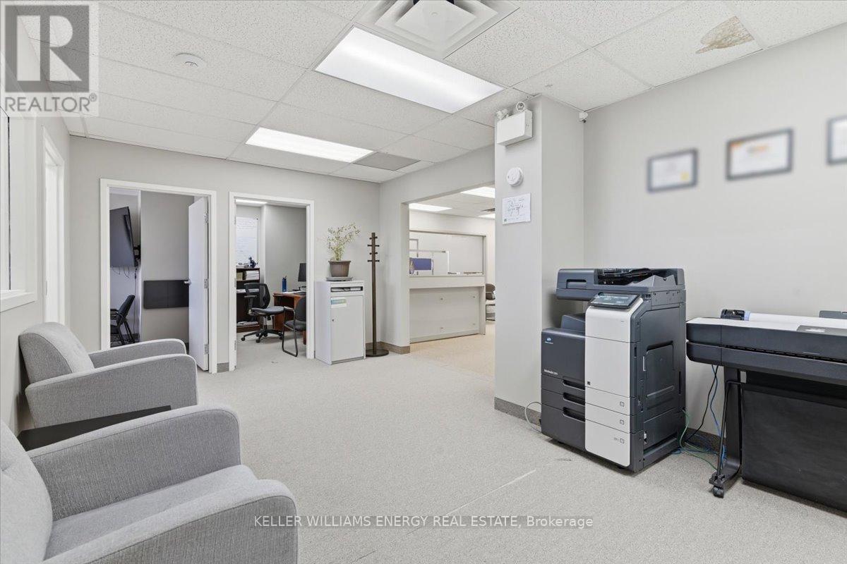 200 - 1143 WENTWORTH STREET W, Oshawa, Ontario