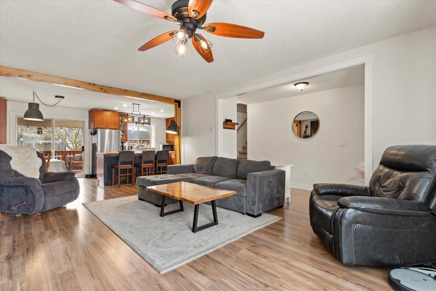 45762 Timothy Avenue, Vedder Crossing, Chilliwack, British Columbia  V2R 2S3 - Photo 9 - R3115525