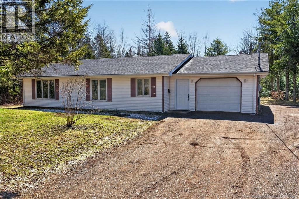 39 Briggs Cross Road, Lutes Mountain, New Brunswick  E1G 2X8 - Photo 2 - NB137853