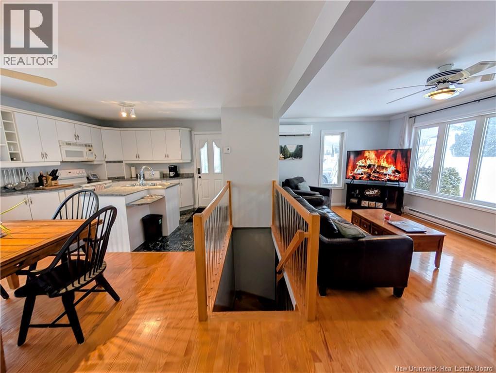 1505-1515 Bridge Street, Bathurst, New Brunswick  E2A 5W7 - Photo 13 - NB137903