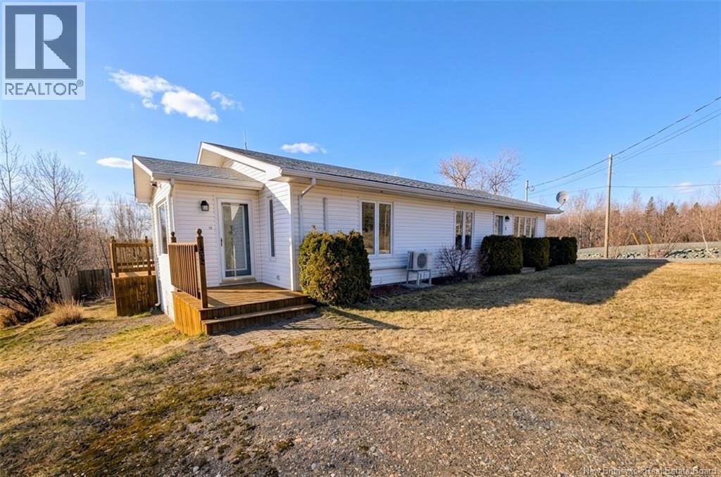 1505-1515 Bridge Street, Bathurst, New Brunswick  E2A 5W7 - Photo 2 - NB137903