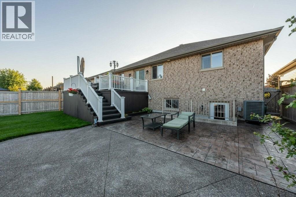 420 HADFIELD CRESCENT Sarnia Ontario Canada N7S0A6 3