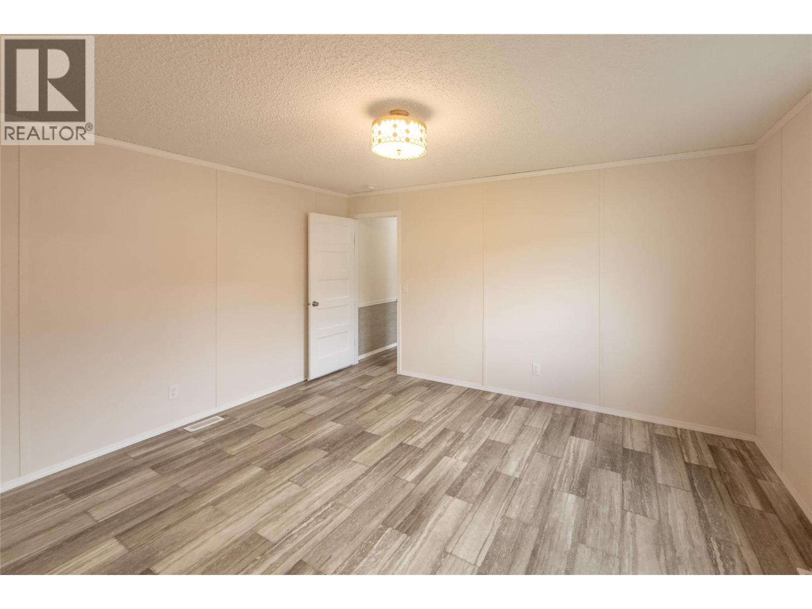 1117 10th Avenue N Unit# 1a, Golden, British Columbia  V0A 1H2 - Photo 12 - 10372629