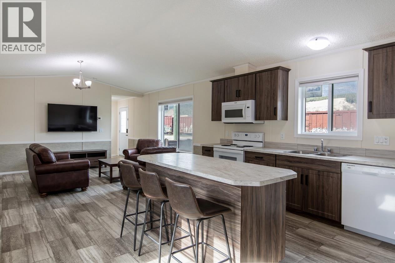 1117 10th Avenue N Unit# 1a, Golden, British Columbia  V0A 1H2 - Photo 6 - 10372629