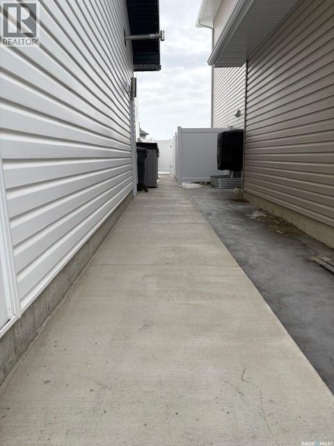 351 Aniskotaw Bend, Saskatoon, Saskatchewan  S7V 1M1 - Photo 46 - SK033858