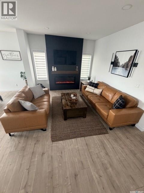 351 Aniskotaw Bend, Saskatoon, Saskatchewan  S7V 1M1 - Photo 3 - SK033858