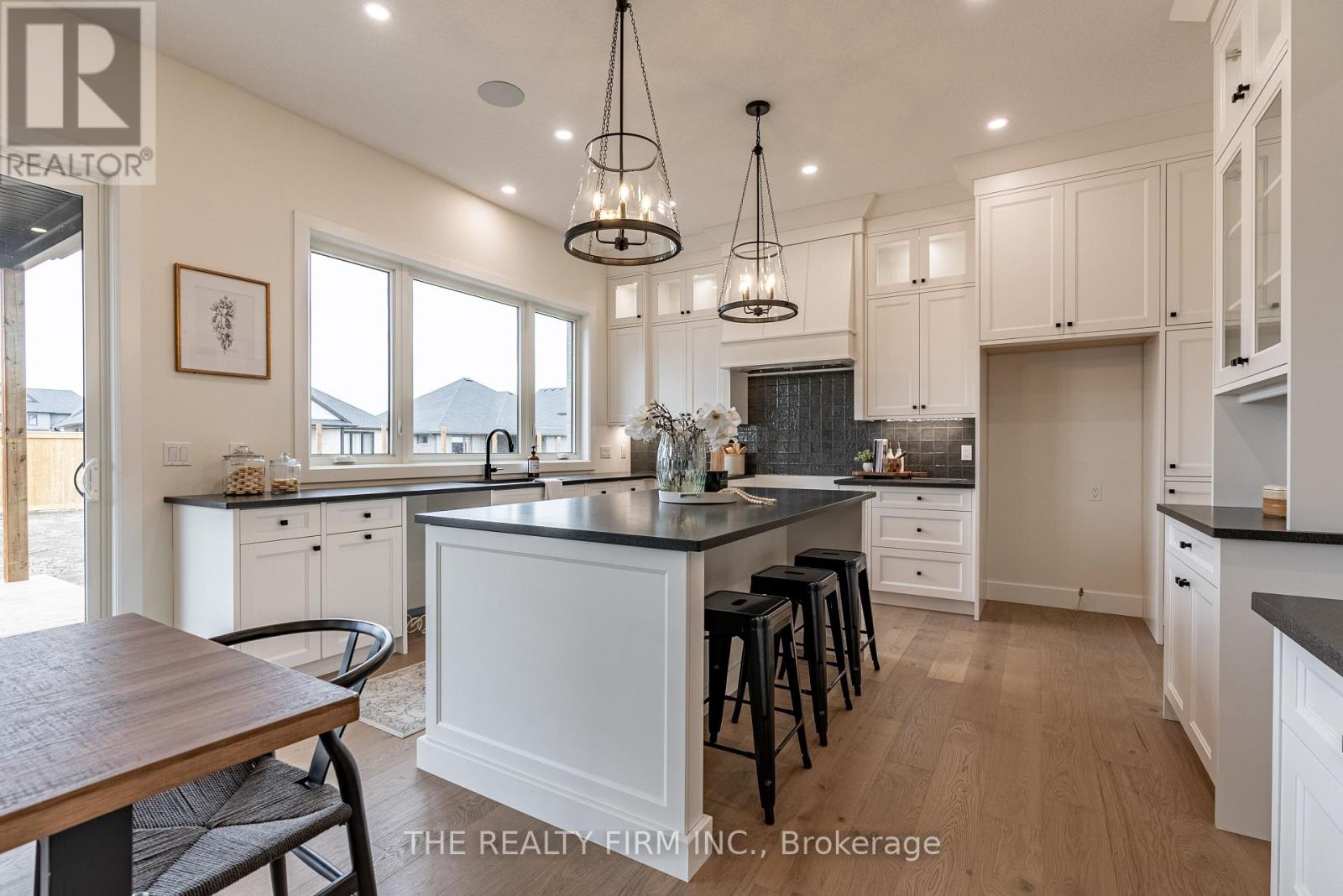 262 Harvest Lane, Thames Centre, Ontario  N0L 1G2 - Photo 13 - X13042058