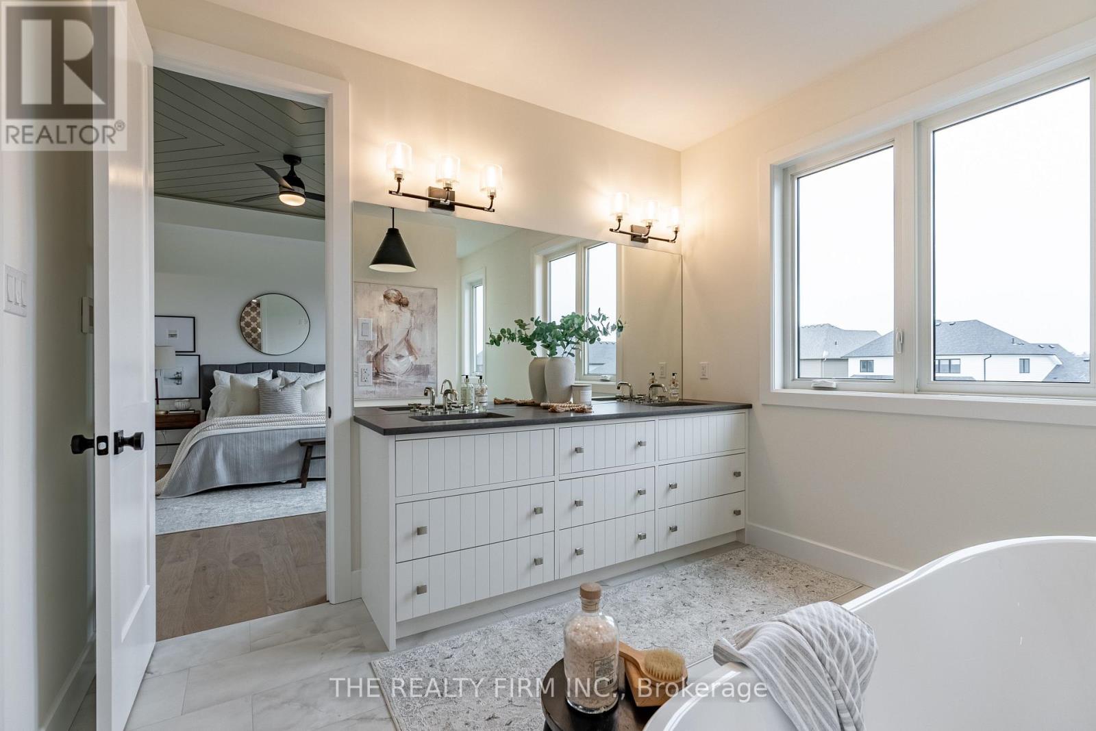 262 Harvest Lane, Thames Centre, Ontario  N0L 1G2 - Photo 26 - X13042058