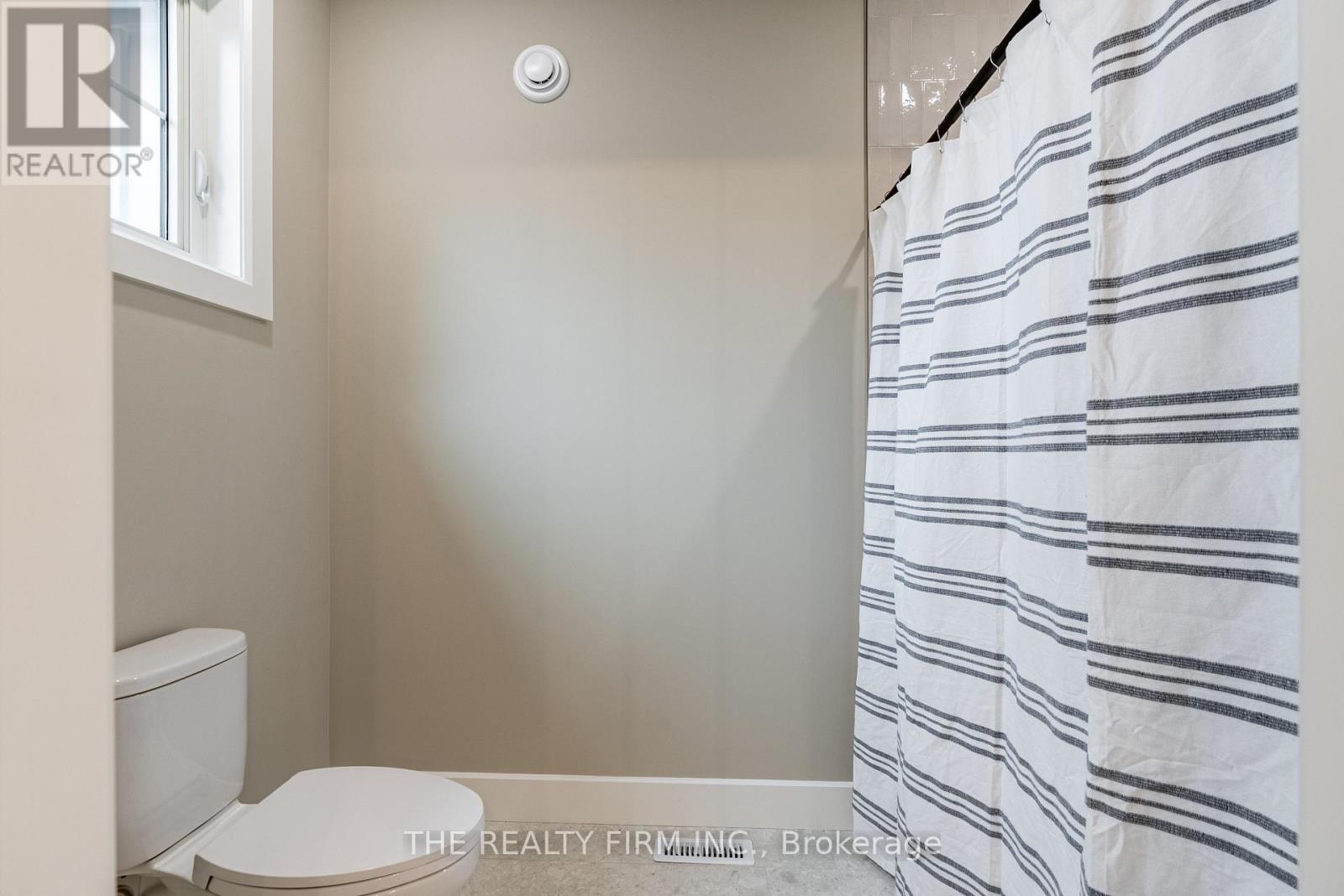 262 Harvest Lane, Thames Centre, Ontario  N0L 1G2 - Photo 35 - X13042058