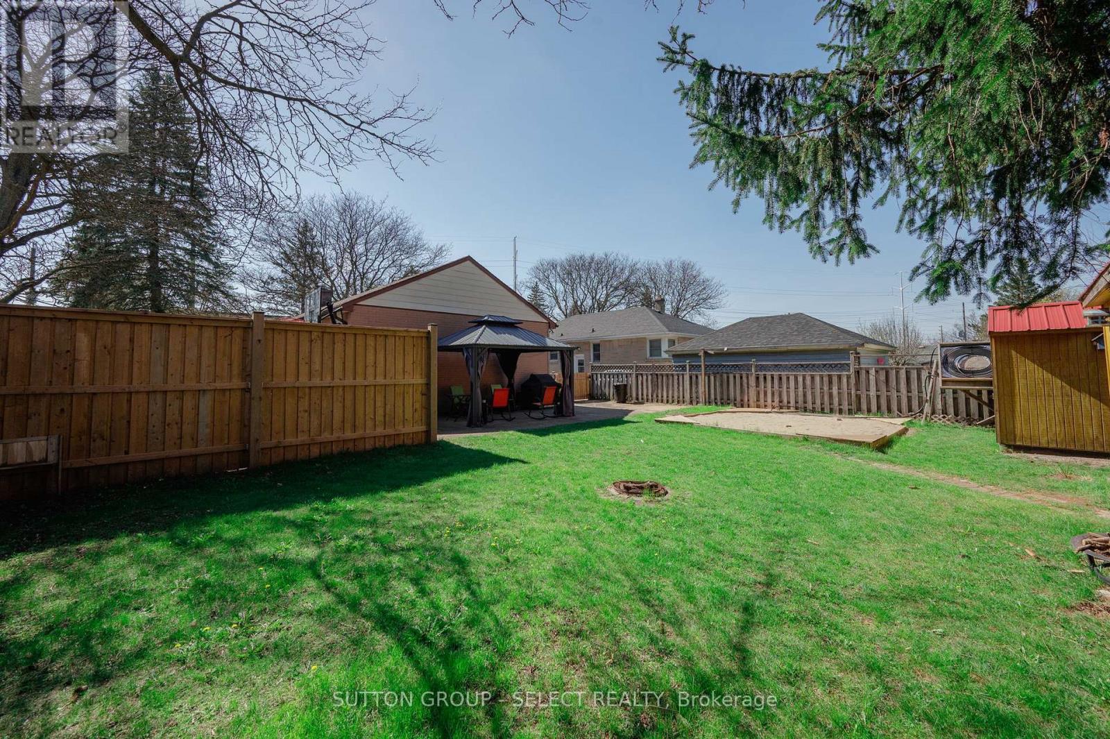 2 Thorne Avenue, London East, Ontario  N5W 4M8 - Photo 9 - X13042092