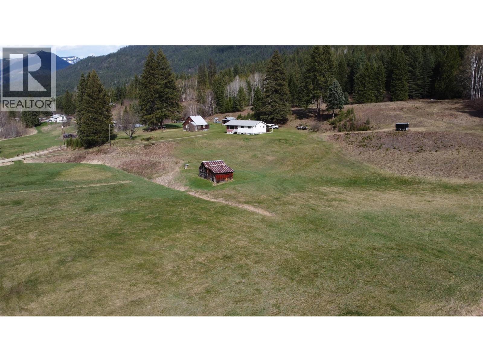 6915 Kimoff Road, Appledale, British Columbia  V0G 2J0 - Photo 14 - 10384489