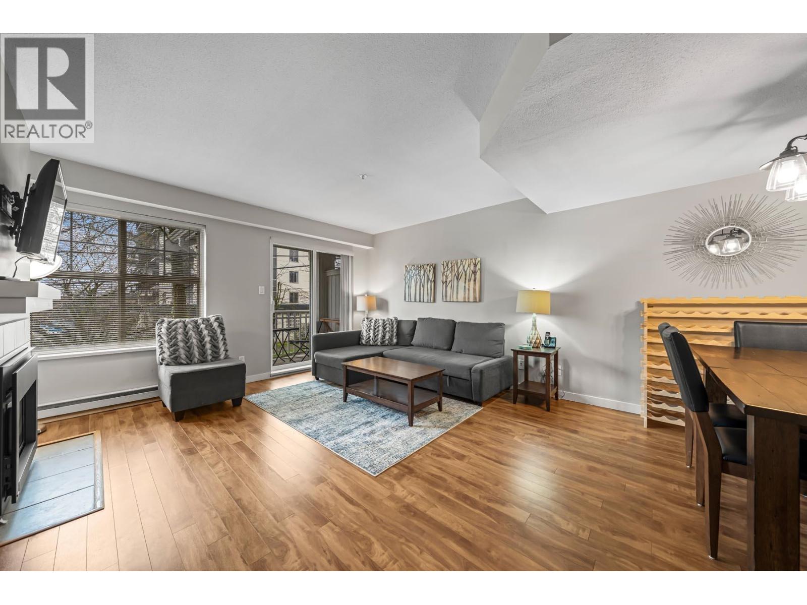 49 123 Seventh Street, New Westminster, British Columbia  V3M 6Y2 - Photo 3 - R3107894