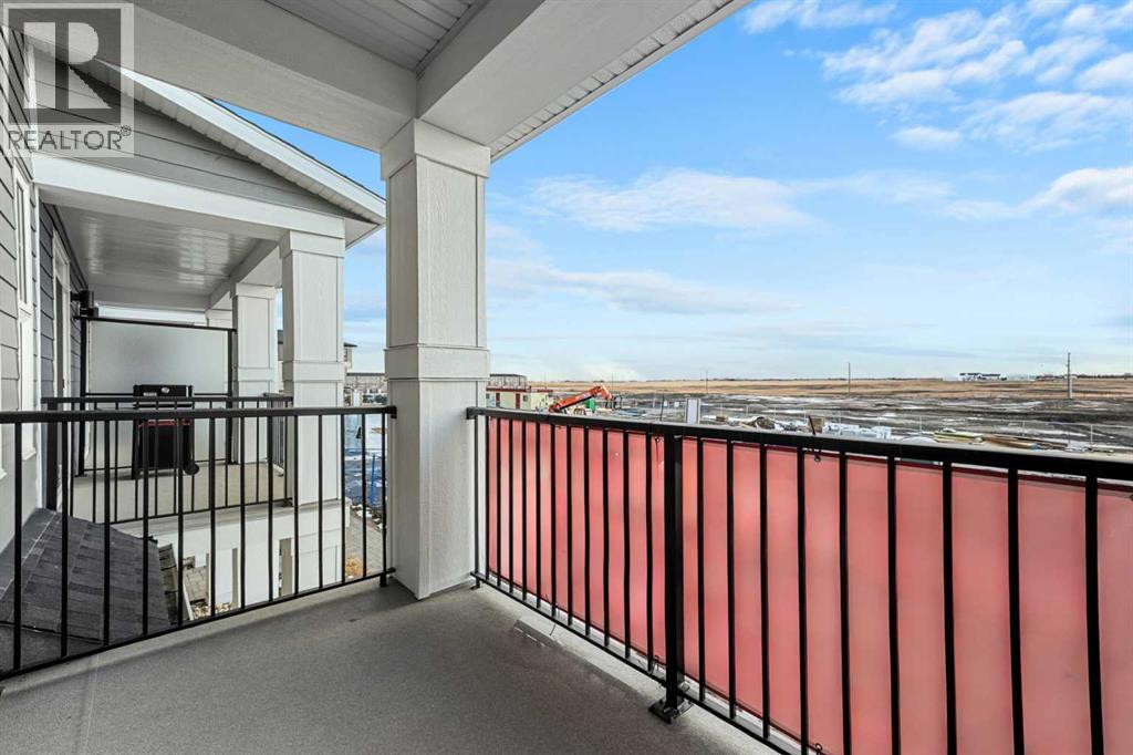 132, 285 Chelsea Court, Chestermere, Alberta  T1X 2W7 - Photo 9 - A2300056