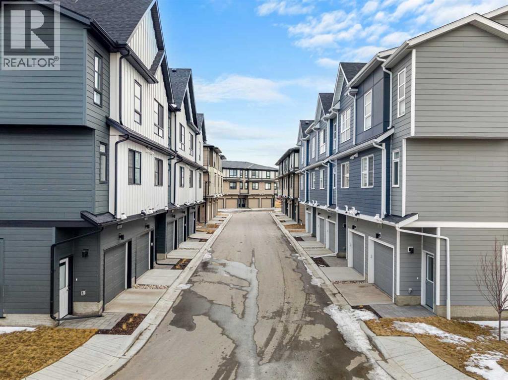 132, 285 Chelsea Court, Chestermere, Alberta  T1X 2W7 - Photo 44 - A2300056