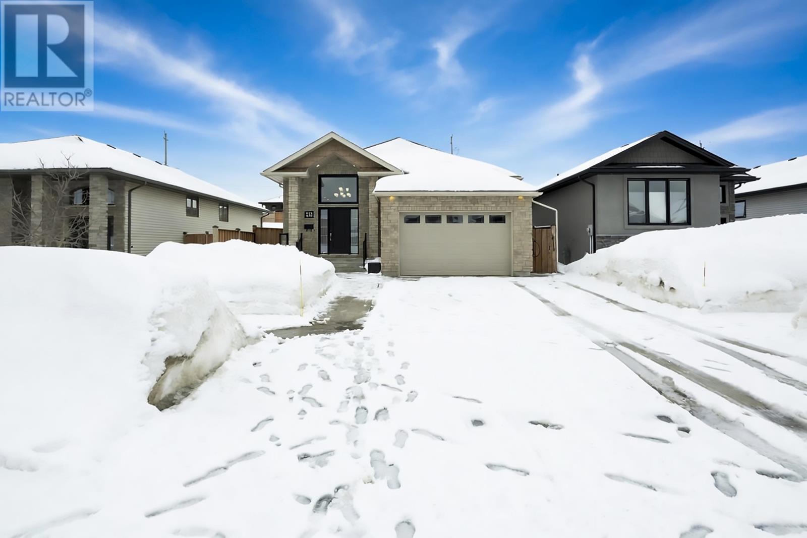 333 Ruby Cres, Thunder Bay, Ontario  P7G 2S9 - Photo 46 - TB2600748