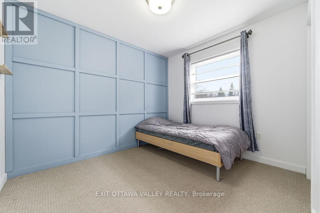 7 Florence Street, Petawawa, Ontario  K8H 1T7 - Photo 17 - X13042068