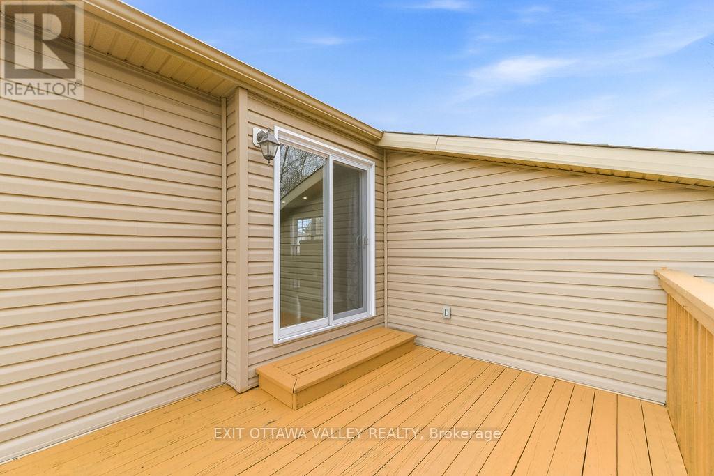 7 Florence Street, Petawawa, Ontario  K8H 1T7 - Photo 30 - X13042068