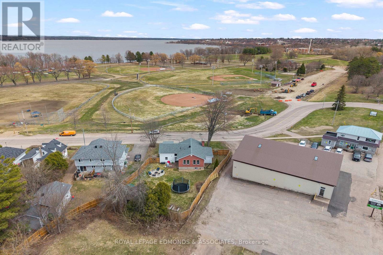 184 Riverside Drive, Pembroke, Ontario  K8A 5K9 - Photo 35 - X13042152