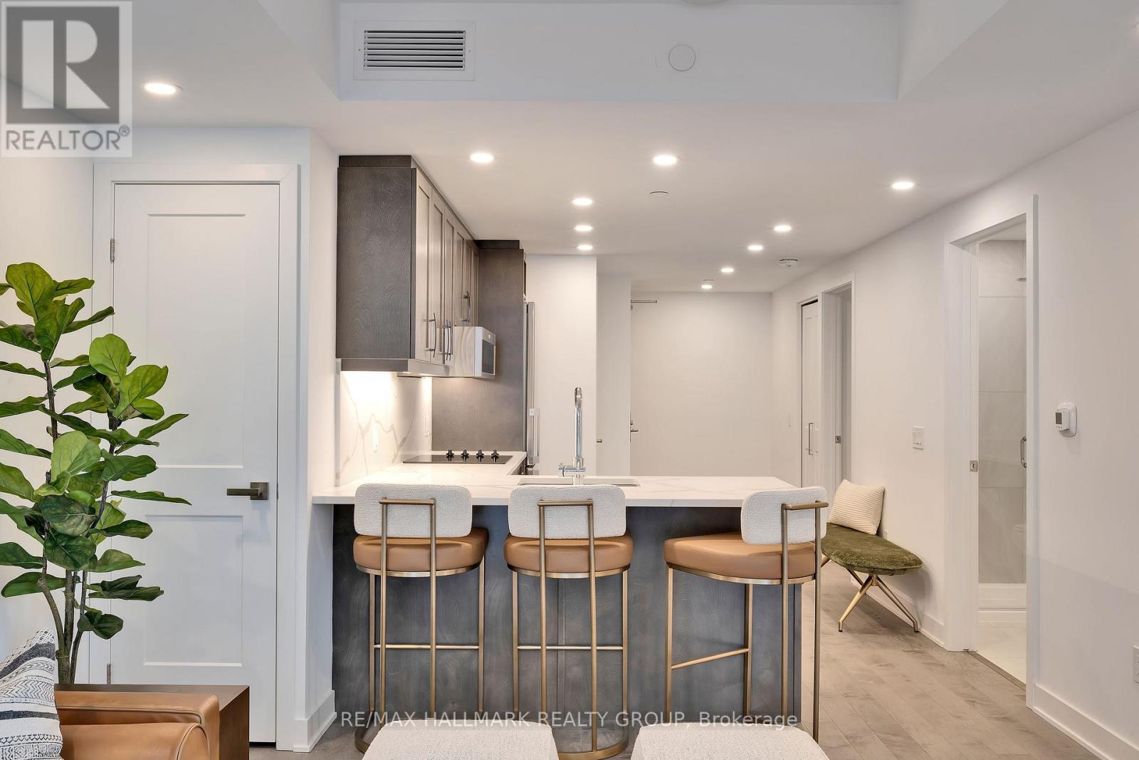 801 - 340 Queen Street, Ottawa, Ontario  K1R 0G1 - Photo 10 - X13042110