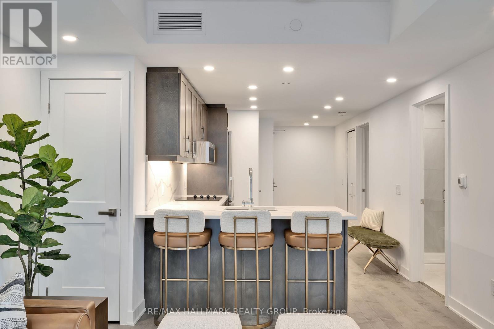 801 - 340 Queen Street, Ottawa, Ontario  K1R 0G1 - Photo 9 - X13042110