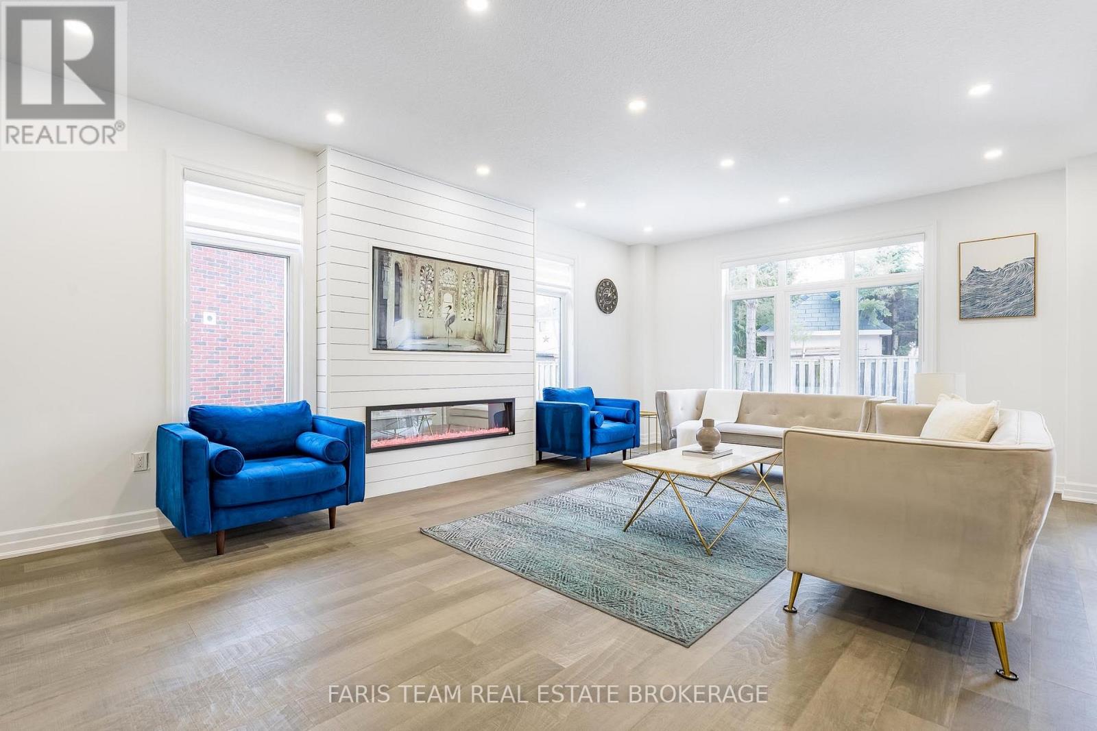 43 Auburn Court, Barrie, Ontario  L4N 0A5 - Photo 14 - S12902520