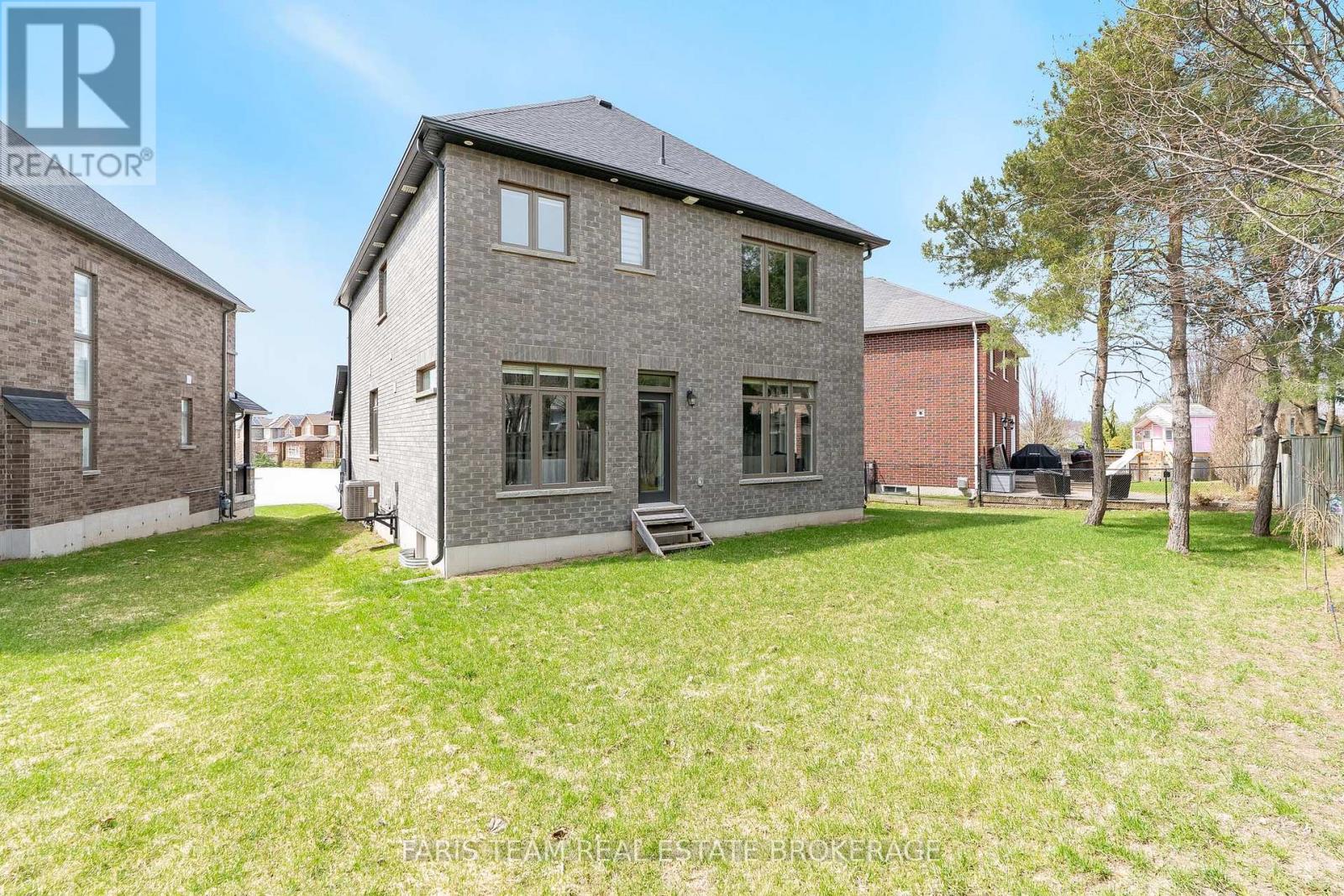 43 Auburn Court, Barrie, Ontario  L4N 0A5 - Photo 40 - S12902520