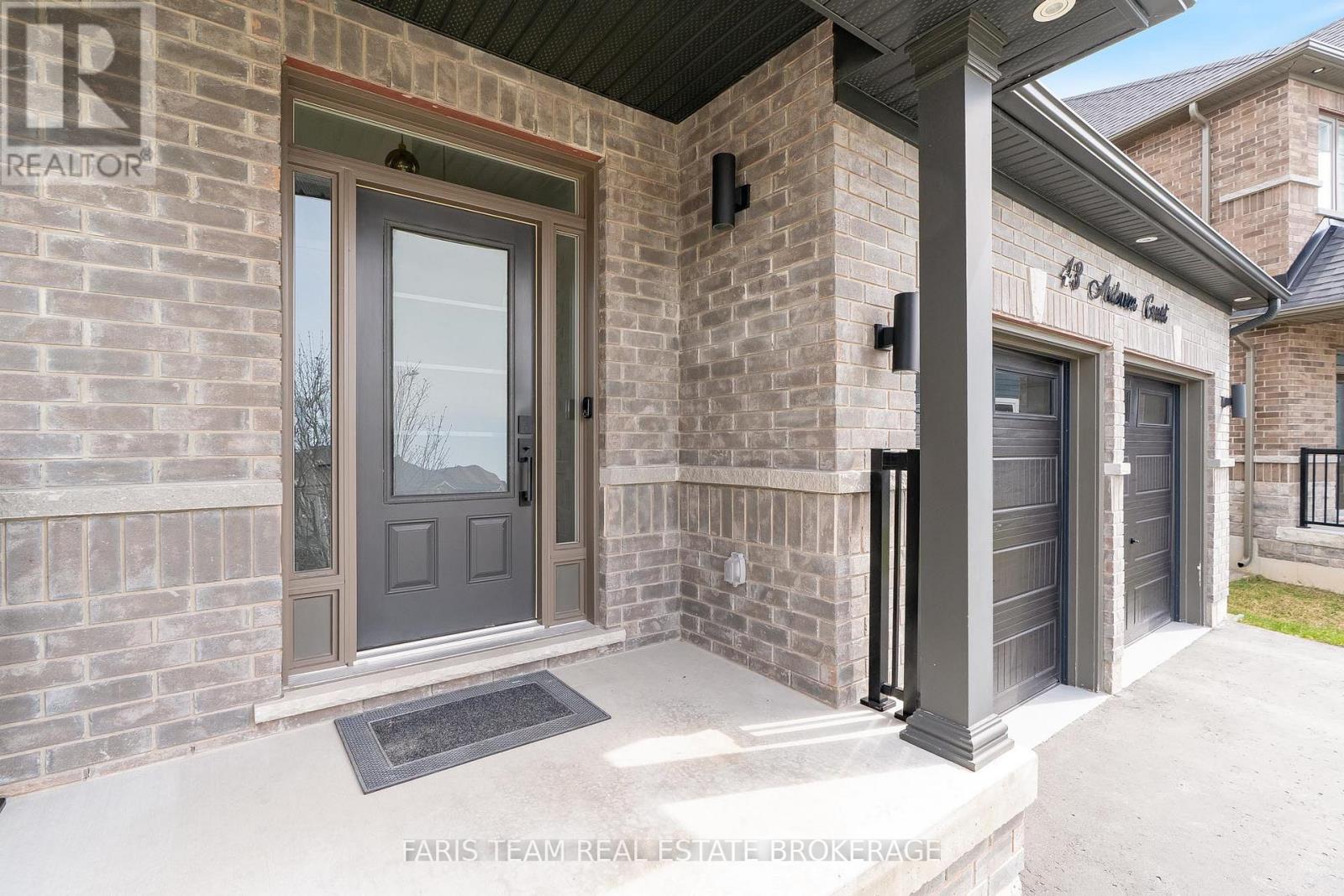 43 Auburn Court, Barrie, Ontario  L4N 0A5 - Photo 5 - S12902520