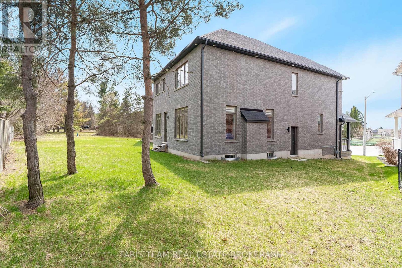 43 Auburn Court, Barrie, Ontario  L4N 0A5 - Photo 41 - S12902520