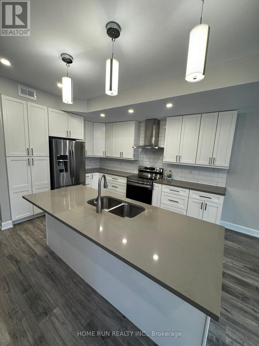 902 - A Pinecrest Road, Ottawa, Ontario  K2B 6B3 - Photo 14 - X12958664