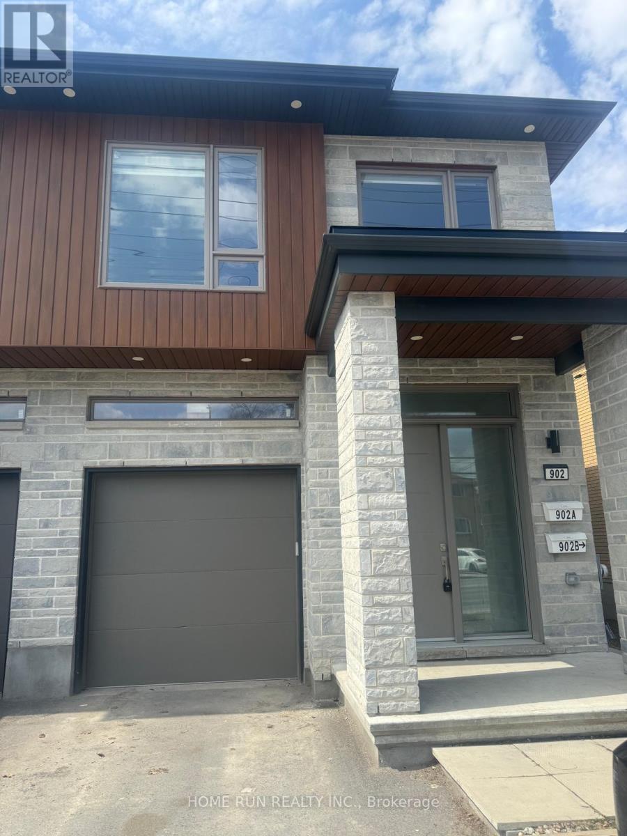 902 - A PINECREST ROAD, Ottawa, Ontario