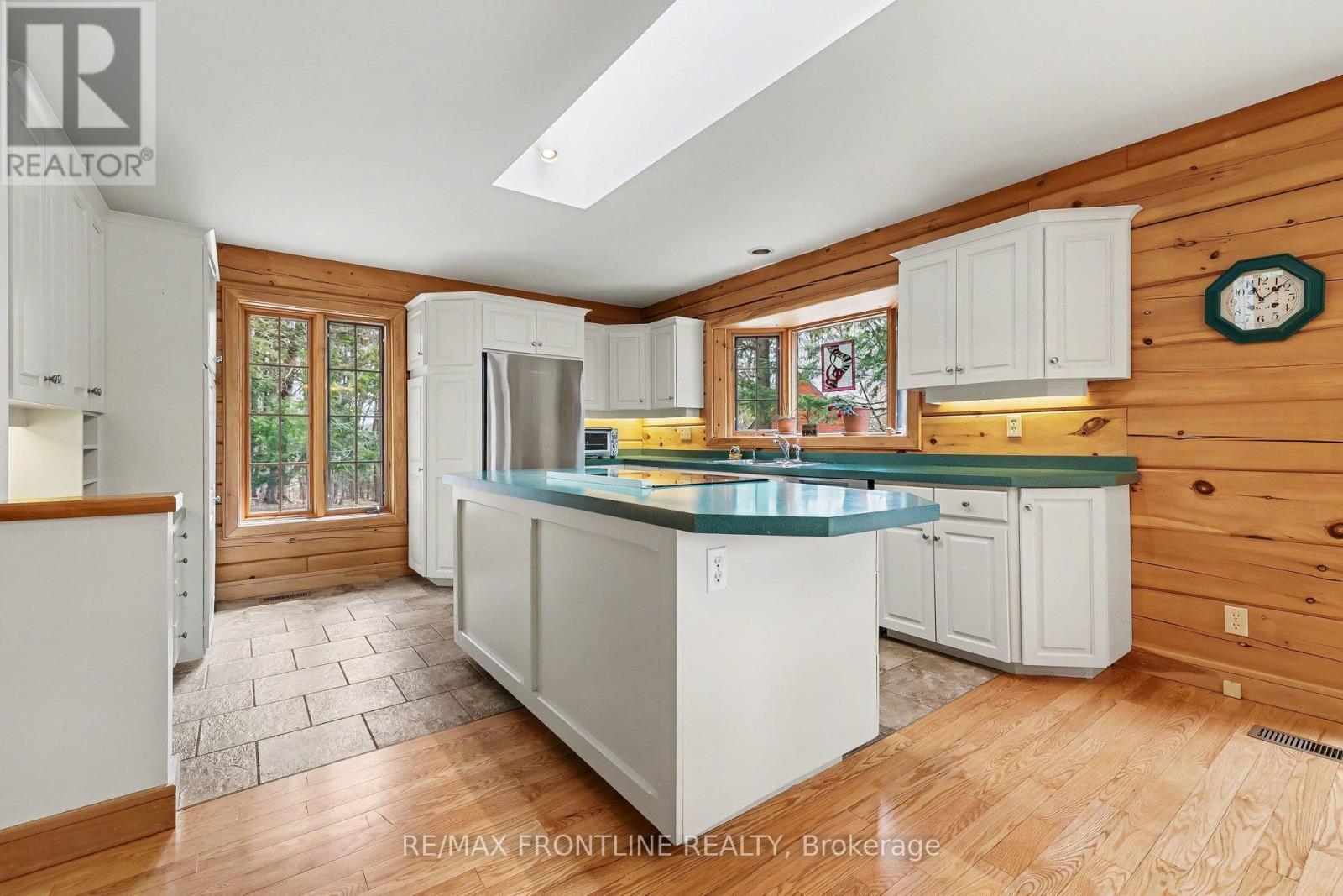 1337 Fallbrook Road, Tay Valley, Ontario  K0G 1A0 - Photo 19 - X13042044