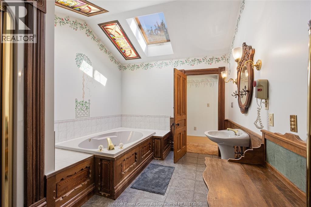 21162 Kent Bridge Road, Chatham-Kent, Ontario  N0P 2C0 - Photo 38 - 26004304