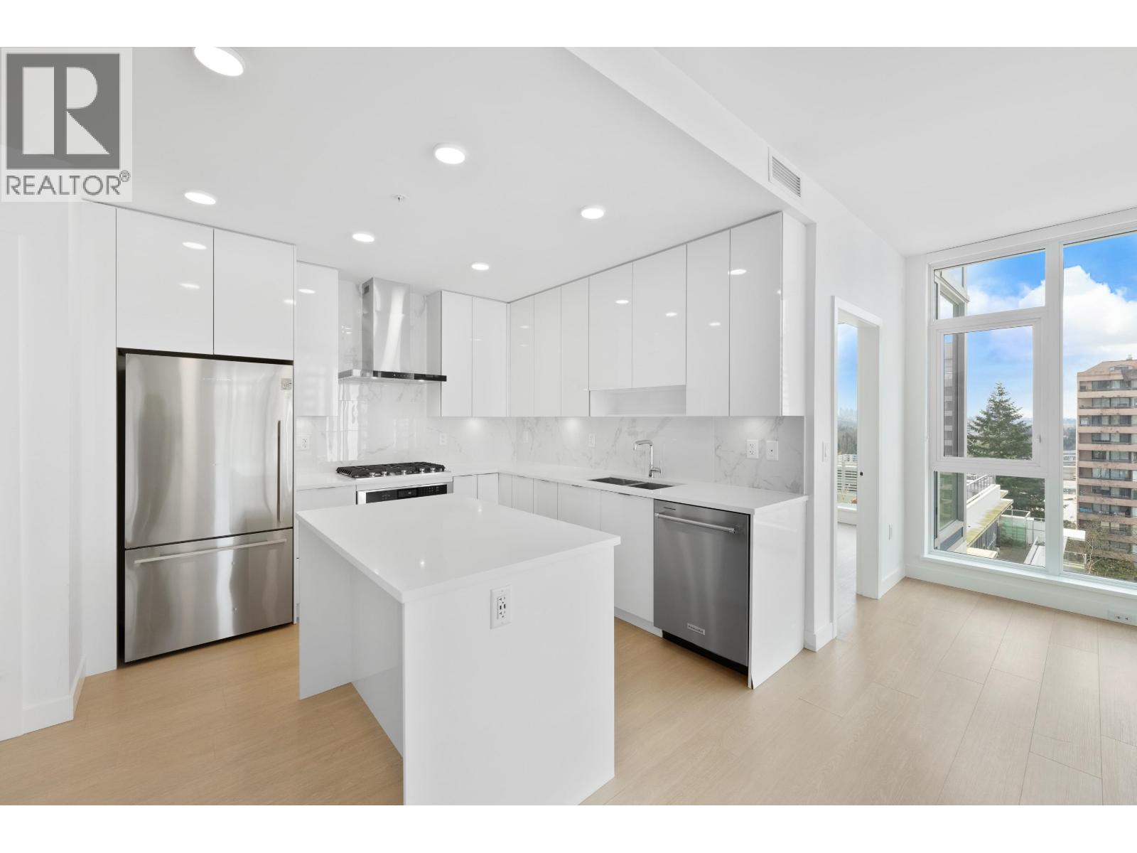 608 555 Sydney Avenue, Coquitlam, British Columbia  V3K 0G5 - Photo 25 - R3115532