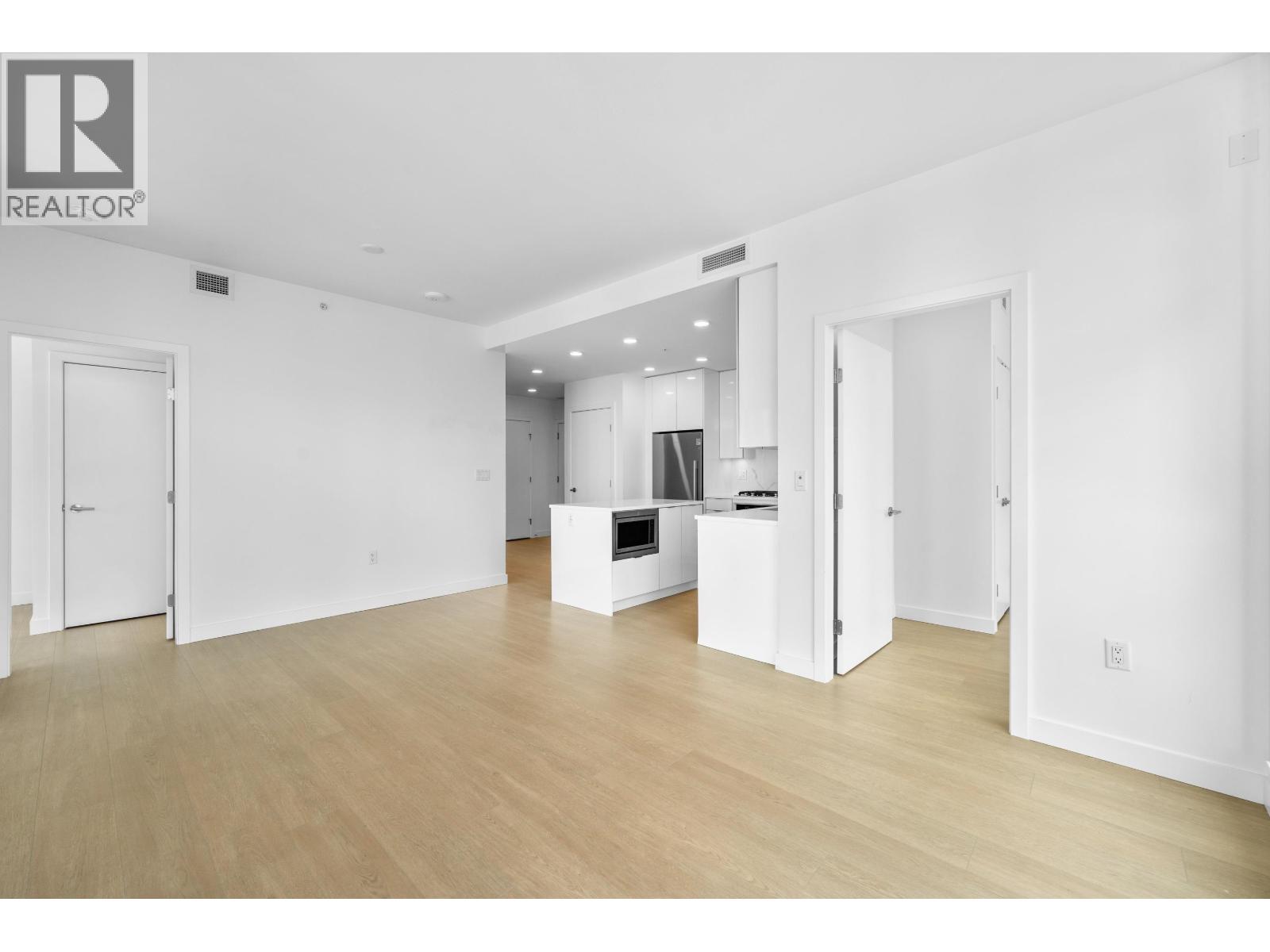 608 555 Sydney Avenue, Coquitlam, British Columbia  V3K 0G5 - Photo 34 - R3115532