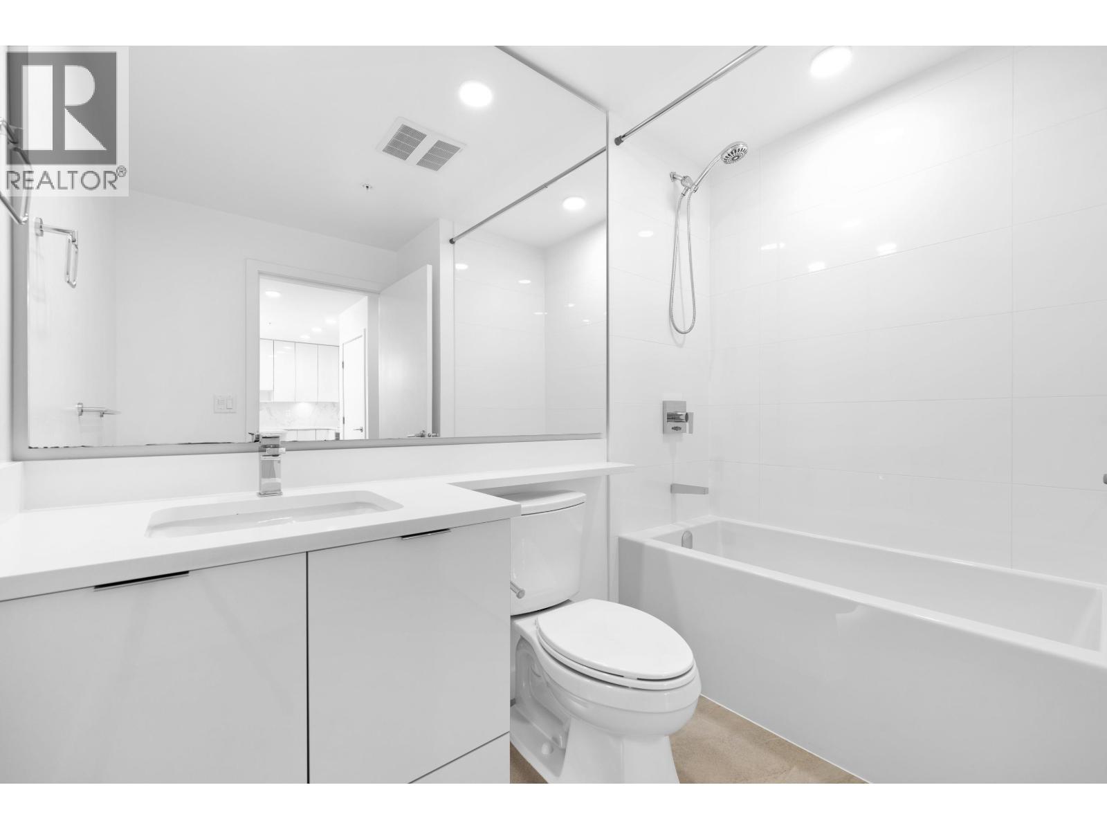 608 555 Sydney Avenue, Coquitlam, British Columbia  V3K 0G5 - Photo 8 - R3115532