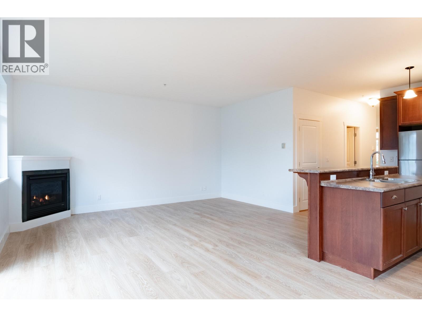 3 811 North Road, Gibsons, British Columbia  V0N 1V9 - Photo 15 - R3115574