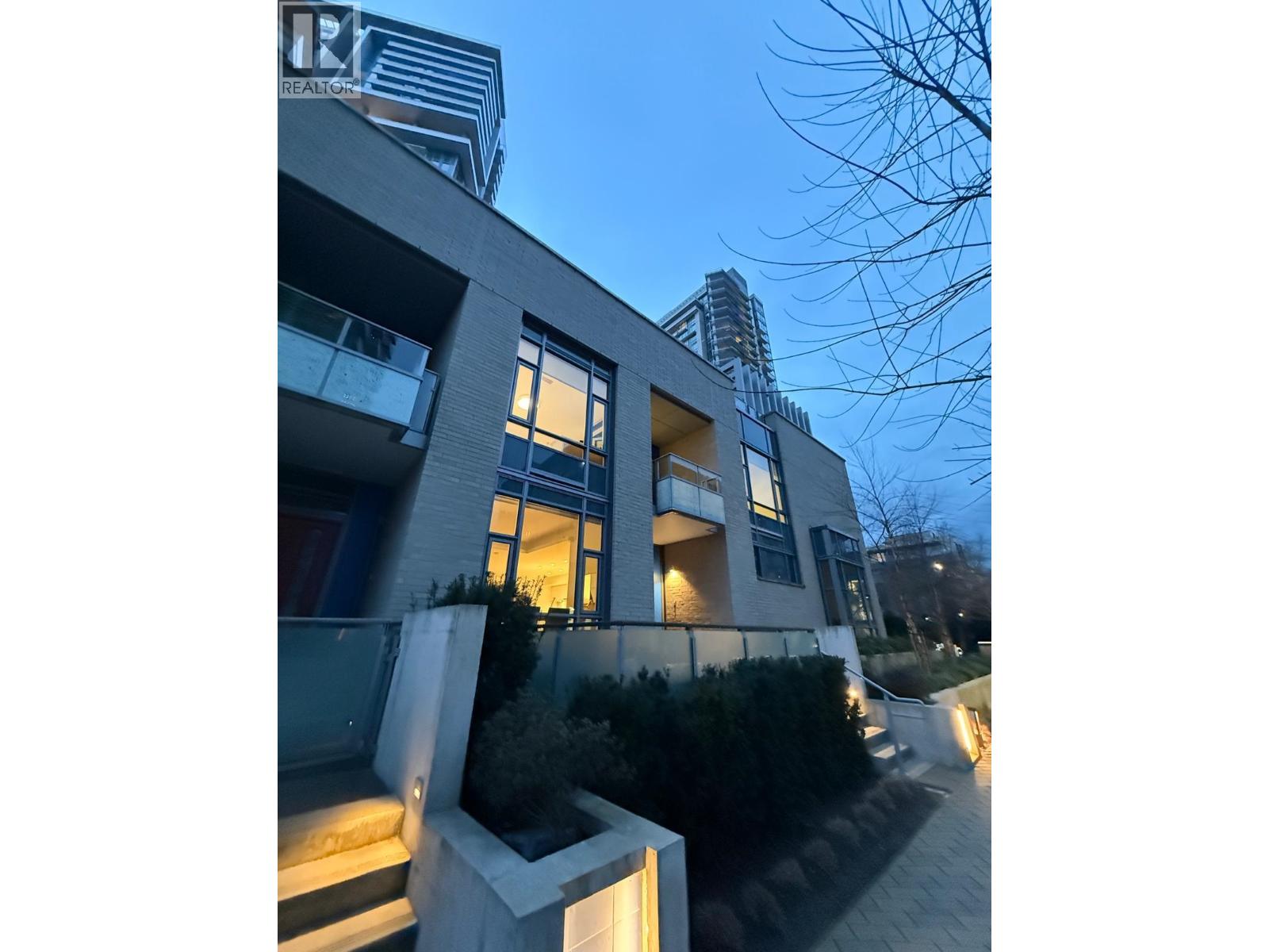 107 1500 Fern Street, North Vancouver, British Columbia  V7J 0E6 - Photo 19 - R3115576