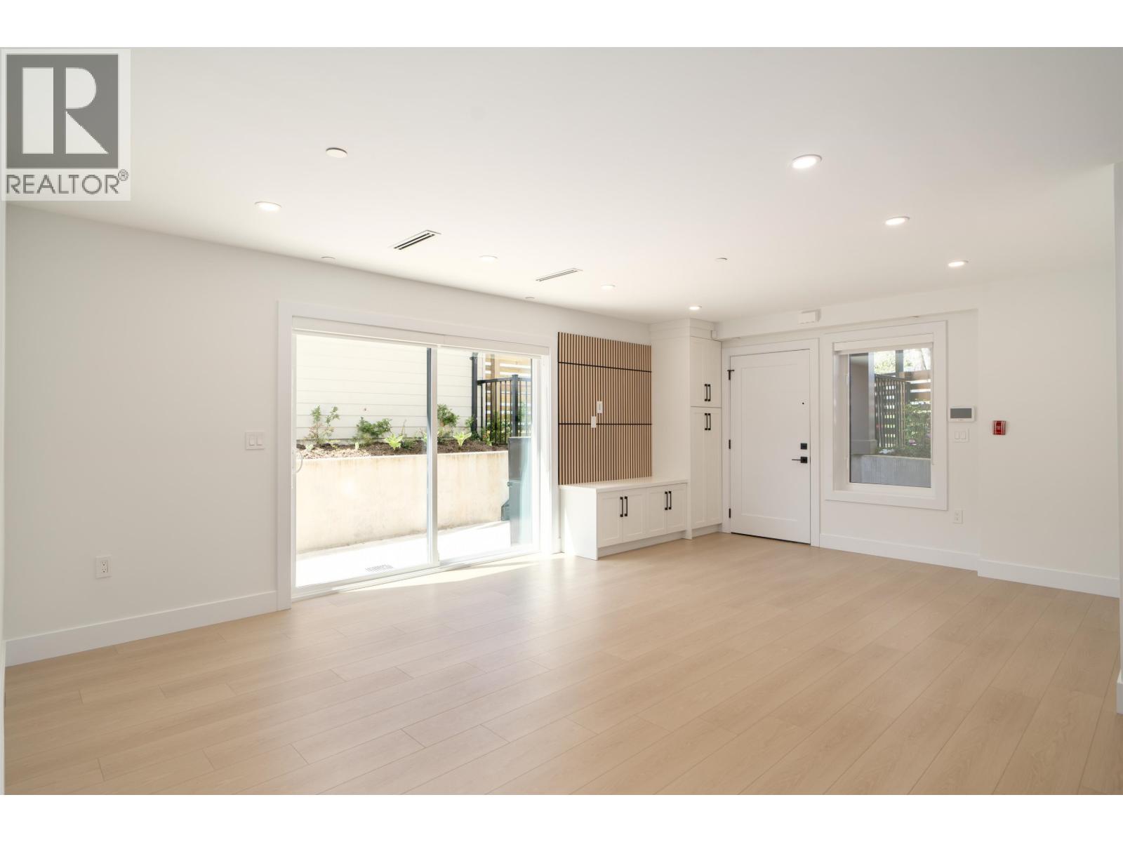 4832 Duchess Street, Vancouver, British Columbia  V5R 3L6 - Photo 9 - R3115578