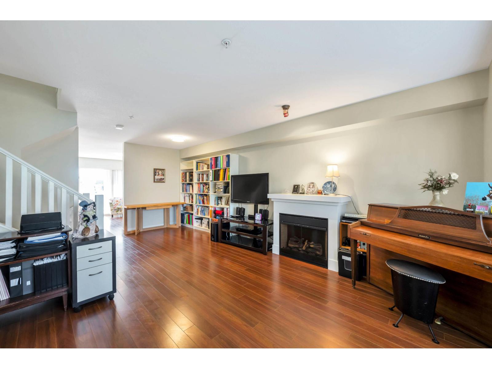 1 20038 70 Avenue, Langley, British Columbia  V2Y 0B4 - Photo 8 - R3115097