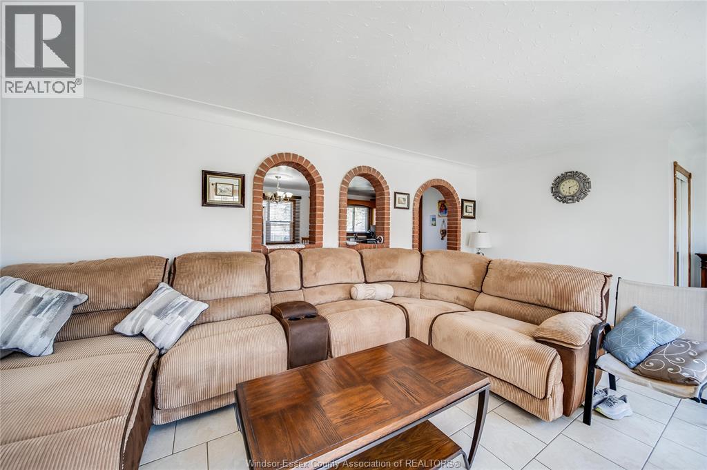 12 Bennie Avenue, Leamington, Ontario   - Photo 8 - 26008832