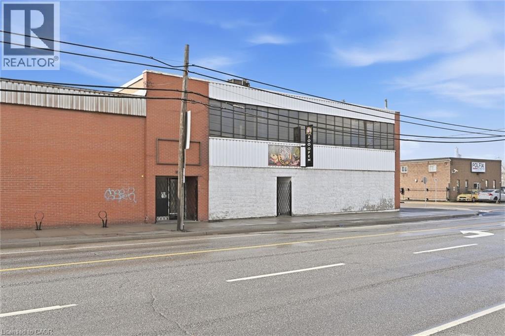 869 BARTON Street E, Hamilton, Ontario