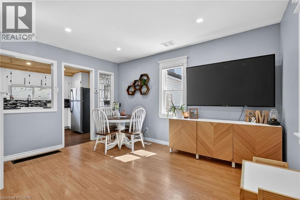 127 Cross Street W, Dunnville, Ontario  N1A 1N3 - Photo 13 - 40823891