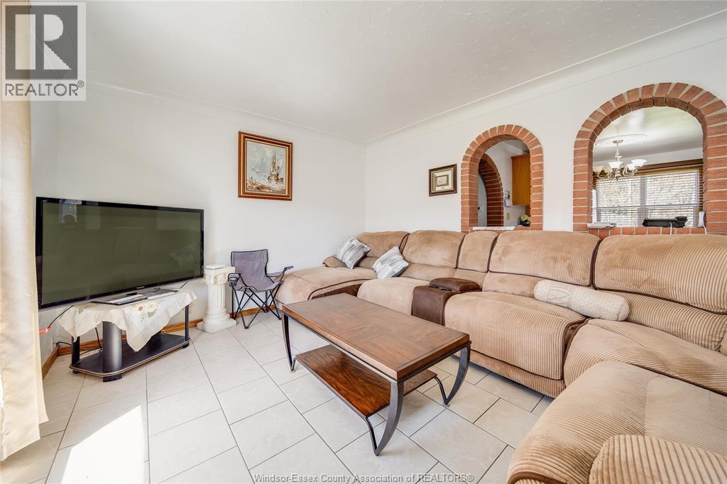 12 Bennie Avenue, Leamington, Ontario   - Photo 10 - 26008832