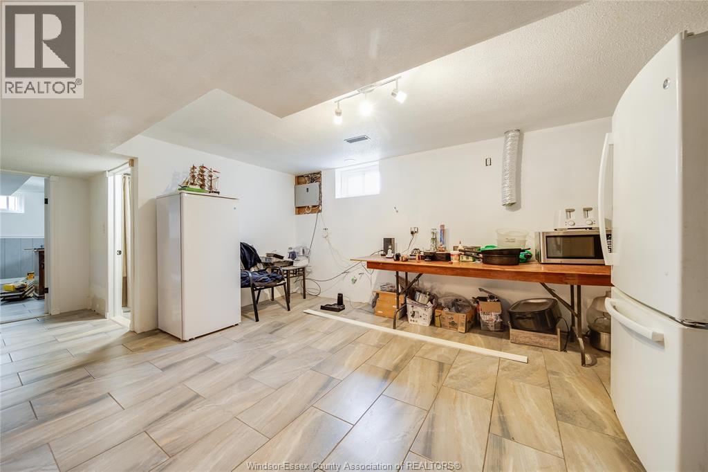 12 Bennie Avenue, Leamington, Ontario   - Photo 35 - 26008832