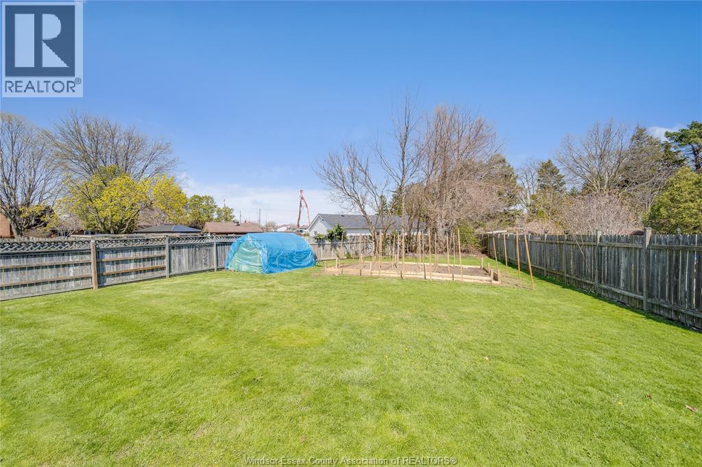 12 Bennie Avenue, Leamington, Ontario   - Photo 43 - 26008832